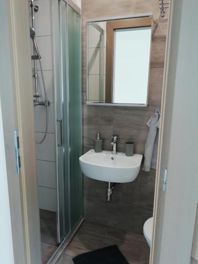 Vila Lada Dedinky Buitenkant foto